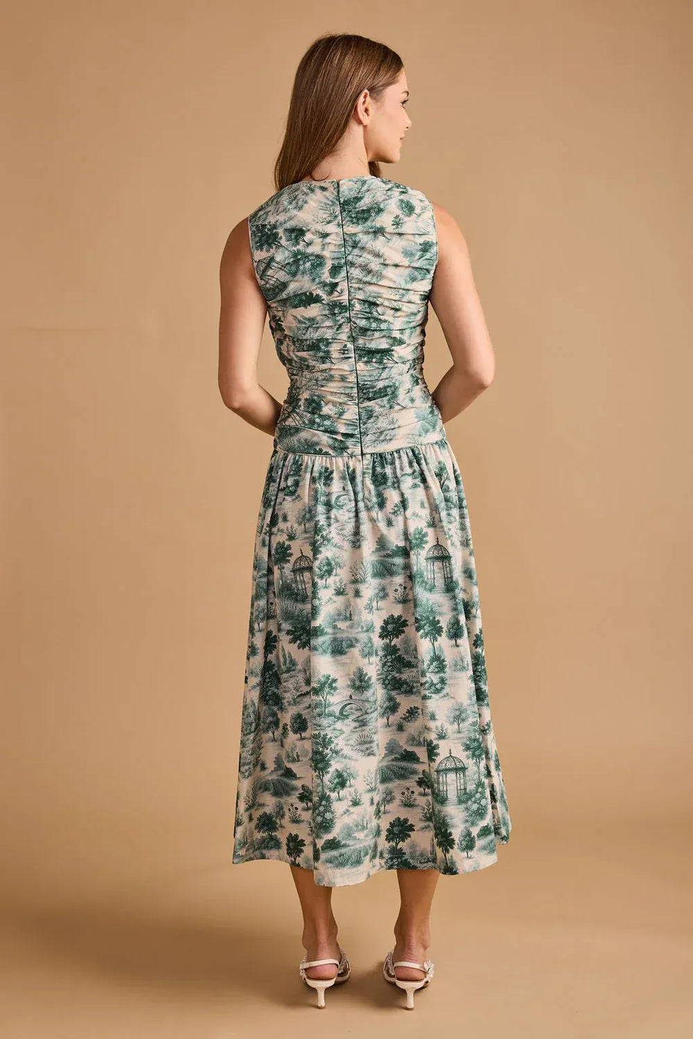 Thomas & Lourdes Agatha Maxi Dress, elegant floral pattern, flowing fabric, and sleeveless design perfect for summer wear.