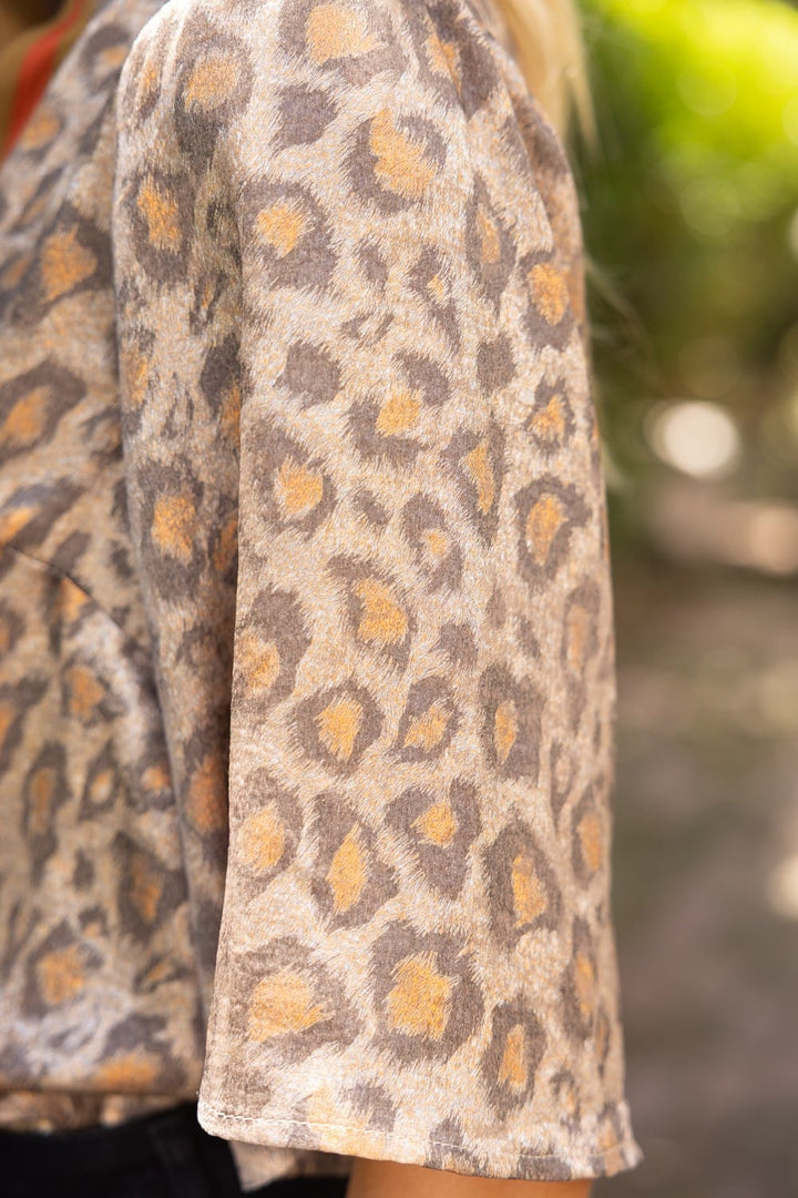Voy Top Josie Leopard Metallic Top