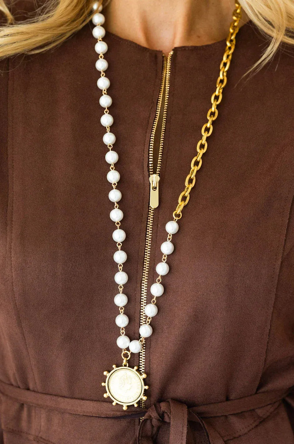 Yochi Necklace Pearl Coin Pendant Necklace